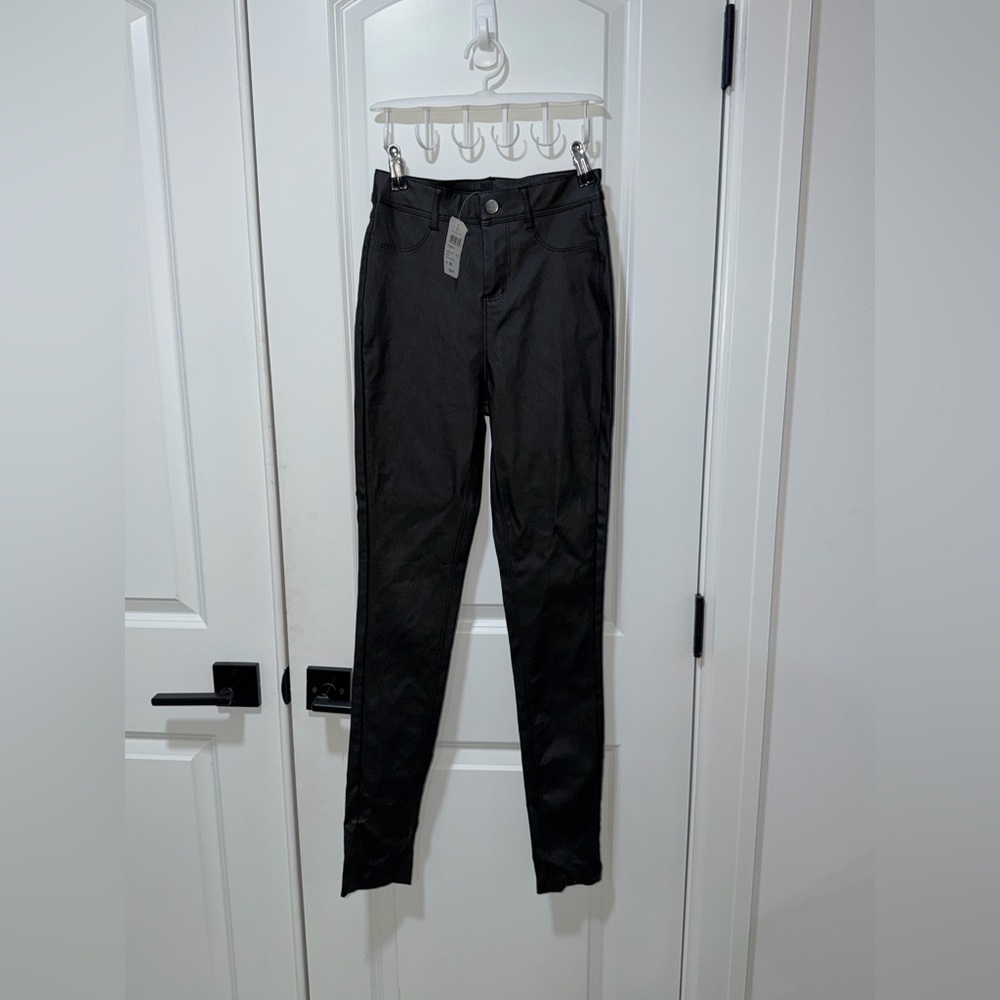 Windsor Black Skinny Pants – Size XS – NWT